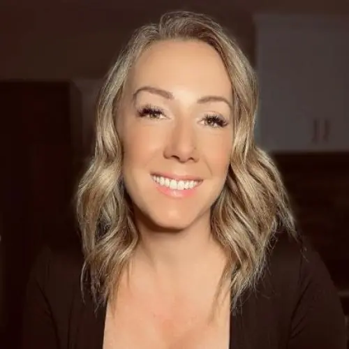 bikiniiundbierr image 0